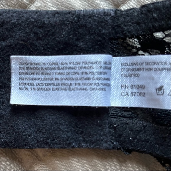 Wacoal French Garden Contour T-Shirt Black Lace Bra, #85340, Size 36DDD - Picture 6 of 6